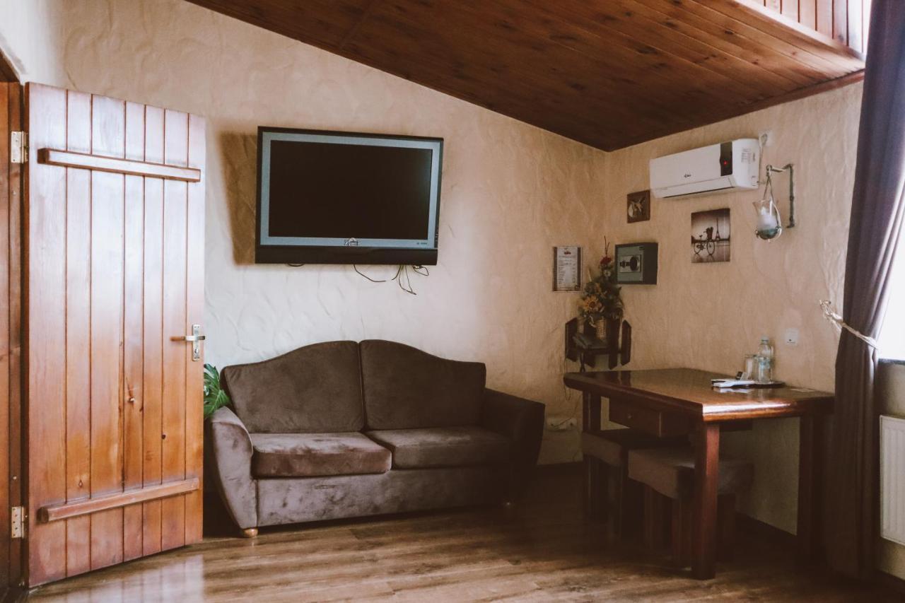 Complex Khutor Hotel Velyka Omelyana Luaran gambar